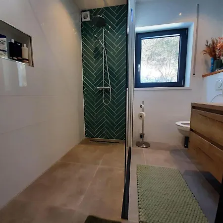 בית נופש Modern In Near Area