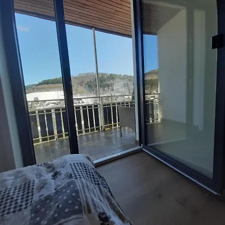 Modern In Near Area ווינטרברג