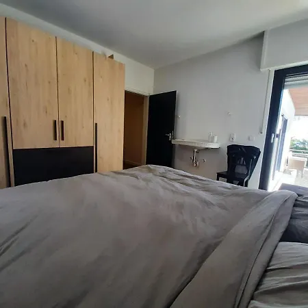 בית נופש Modern In Near Area ווינטרברג